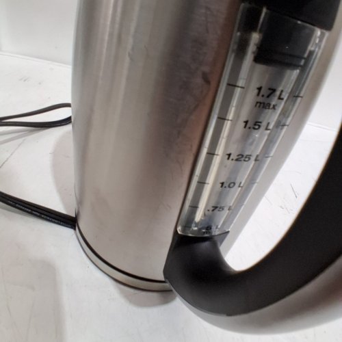 CUISINART CPK-17C PROGRAMMABLE KETTLE image 4