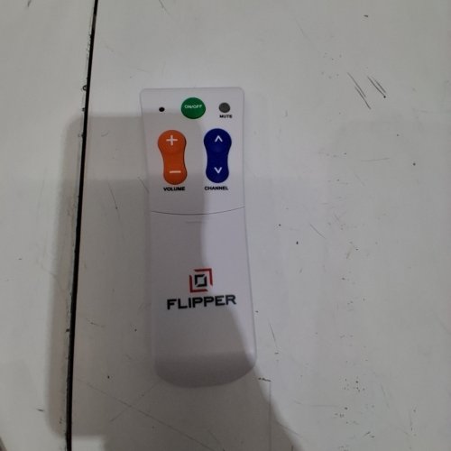 FLIPPER BIG BUTTON REMOTE FOR UP TO TWO DEVICES, DESIGNED FOR SENIORS (MODEL:‎A222) image 2