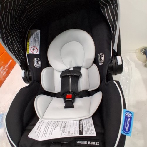 GRACO SNUGRIDE 35 LITE LX INFANT CAR SEAT - MAX WEIGHT 34LBS - BLACK/GREY (MODEL: 2119658) image 4