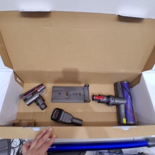 DYSON V11 CORDLESS 2-IN-1 STICK/HAND VACUUM CLEANER (MODEL: V11 SV28) image 5