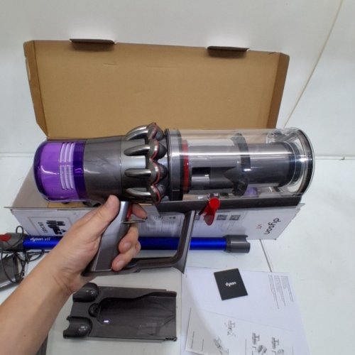 DYSON V11 CORDLESS 2-IN-1 STICK/HAND VACUUM CLEANER (MODEL: V11 SV28) image 8