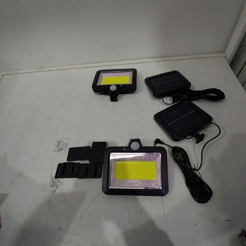 2PK INDOOR/OUTDOOR SOLAR MOTION SENSOR FLOOD LIGHTS - BLACK image 3