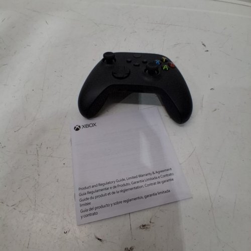 MICROSOFT XBOX WIRELESS CONTROLLER - BLACK (MODEL: 1914) image 3