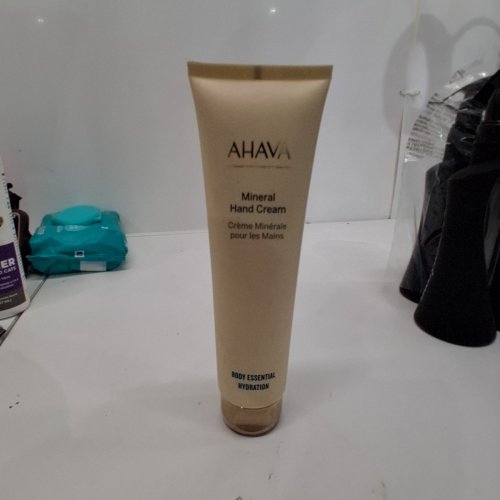 AHAVA BODY ESSENTIAL HYDRATION MINERAL HAND CREAM- 150 ML image 3