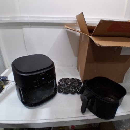 PHILIPS 2000 SERIES AIR FRYER - 6.6 QUARTS - 1700W - BLACK (MODEL: NA230) image 3