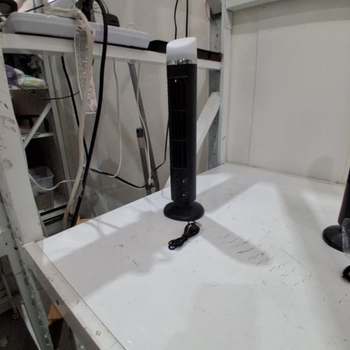 2 SPEED MINI VERTICAL USB TOWER FAN WITH LIGHT - BATTERY AND USB OPERATION - BLACK image 3