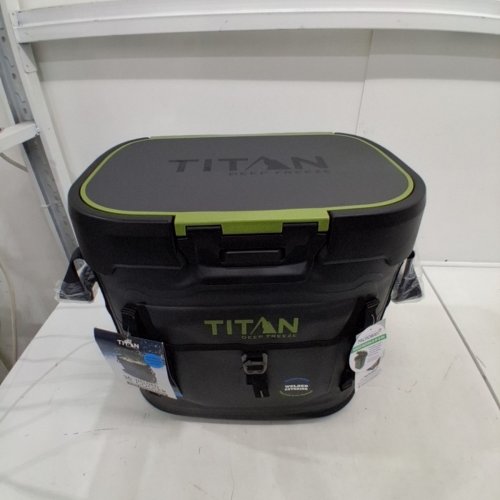 TITAN BY ARCTIC ZONE DEEP FREEZE WELDED COOLER - 36 CAN CAPACITY (12.77L) - BLACK/GREEN image 3