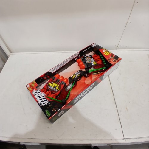 HYPER STRIKE BOW AND ARROWS SET WITH 6 ARROWS AND 2 TARGETS - RED/BLACK/GREEN (MODEL: 1993637) image 5