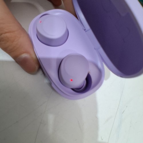 ONN. WIRELESS BLUETOOTH EARPHONES WITH ADAPTIVE NOISE CANCELLATION & CHARGING CASE - LILAC (MODEL: AALAV100074914) image 5