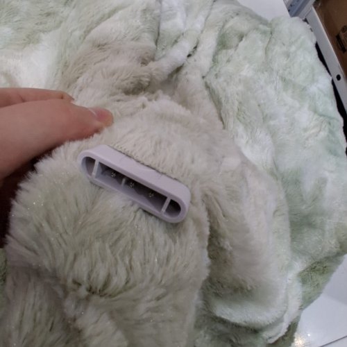 MARNUR HEATED ELECTRIC MICROPLUSH BLANKET WITH 4 HEATING LEVELS & 10 HOURS AUTO OFF MACHINE WASHABLE - 72" X 84" - GREEN (MODEL:LY09A-7284) image 3