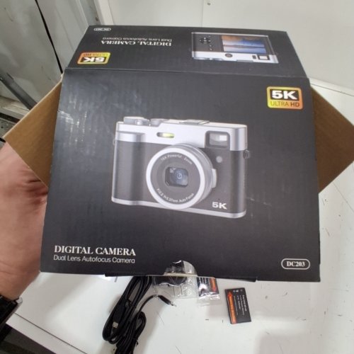 DUAL LENS AUTOFOCUS DIGITAL CAMERA - 5K ULTRA HD - 48MP - 2.8" DISPLAY SCREEN - BLACK/SILVER (MODEL: DC203) image 3
