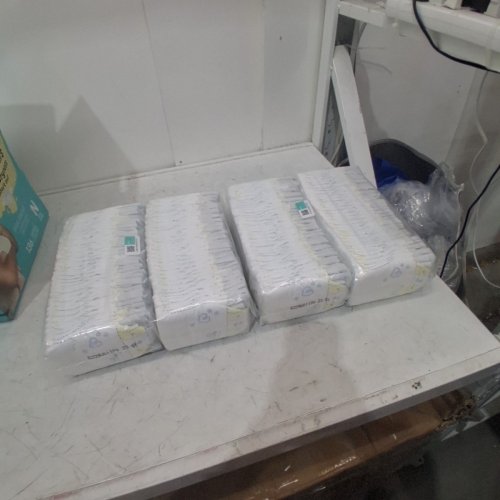136PK PAMPERS SWADDLERS DIAPERS - NEWBORN SIZE image 2