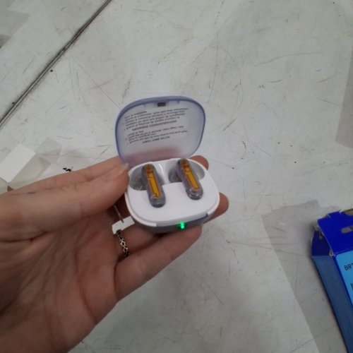 ONN MINI STICKS CLEAR AND WHITE WIRELESS BLUETOOTH EARBUDS WITH NOISE CANCELING - WHITE image 2