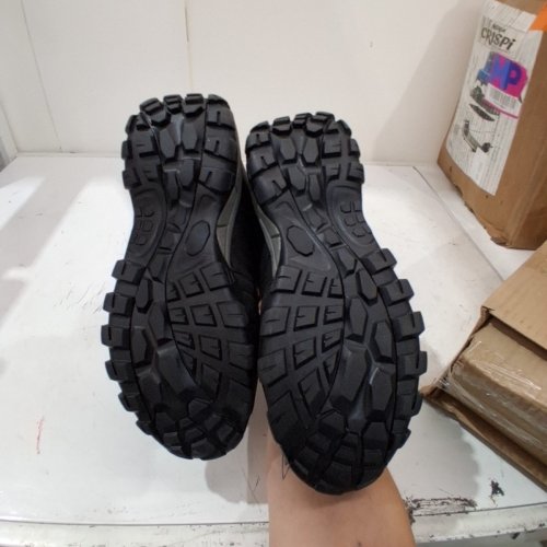 OZARK TRAIL 3M THINSULATE - 200G - SIZE 9 - BLACK WITH RED LACES image 4