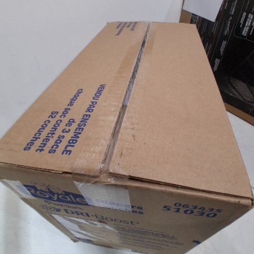 156PK ROYALE PREMIUM DIAPERS - SIZE 4 (22-37LB) - WHITE (MODEL: 51030) image 2