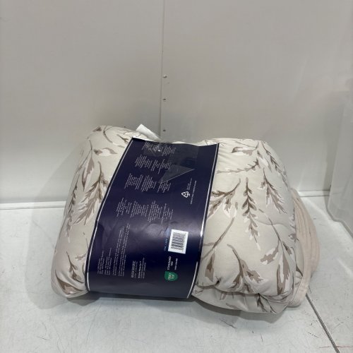 BERKSHIRE LIGHTWEIGHT COOLING BLANKET - QUEEN- WHITE/BEIGE FLORALS (MODEL: 1986201) image 3