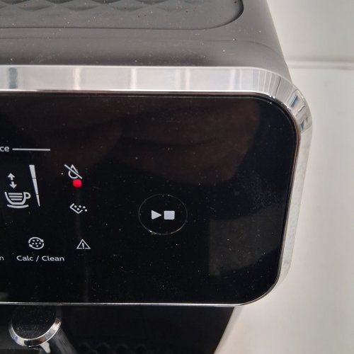 PHILIPS 2200 SERIES FULLY AUTOMATIC ESPRESSO/COFFEE MACHINE WITH BUILT-IN MILK FROTHER & GRINDER - BLACK (MODEL: EP2220/14) image 2