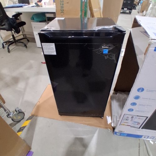 DANBY COMPACT FRIDGE - 3.2CUFT - BLACK - (MODEL: DAR032B2BM) image 2