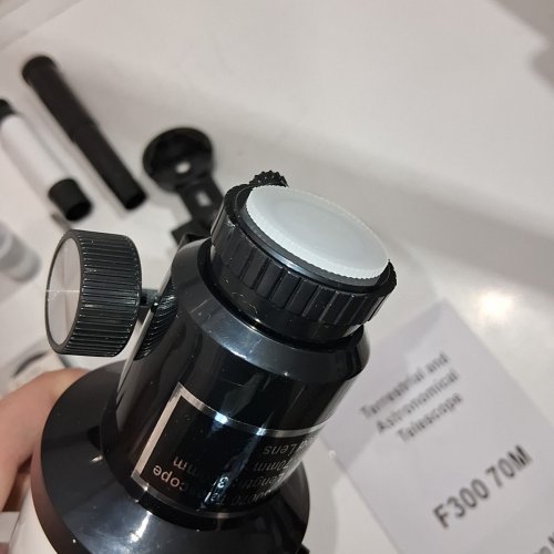 SGSG BEGINNERS PROFESSIONAL ASTRONOMICAL TELESCOPE WITH TRIPOD - 140X MAGNIFICATION - LARGE 70MM APERTURE - BLUE (MODEL: F30070M) image 7