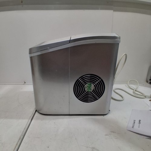 RCA IGLOO ICE MAKER - 26LBS PER DAY - SILVER (MODEL: RIC102) image 7