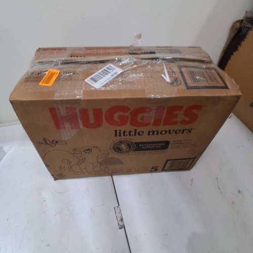 33PK HUGGIES LITTLE MOVERS DIAPERS - SIZE 5 (27+LBS) - DISNEY BABY LION KING (MODEL: 56316) image 6