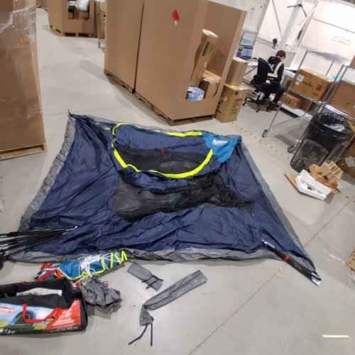 COLEMAN CAMPING TENT DARKROOM SKYDOME TENT - 6 PERSON - BLUE image 4