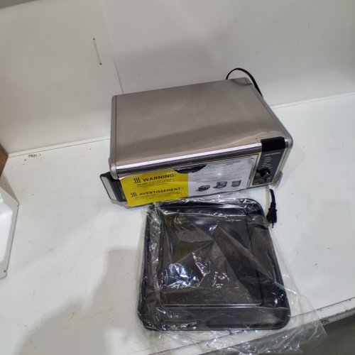 NINJA FOODI 8-IN-1 DIGITAL FLIP-AWAY AIR FRYER TOASTER OVEN - STAINLESS STEEL (MODEL: SP101C/FT102CCO) image 3