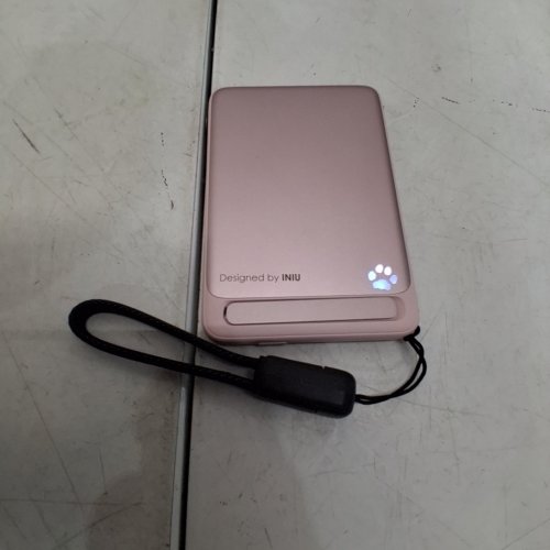 INIU WIRELESS CHARGING POWER BANK - 5000 MAH, 15W WIRELESS - PINK (MODEL: P71-E1) image 2