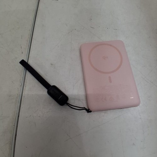 INIU WIRELESS CHARGING POWER BANK - 5000 MAH, 15W WIRELESS - PINK (MODEL: P71-E1) image 4