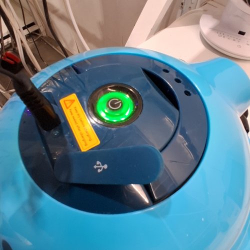 OUCAXIA CORDLESS ROBOTIC POOL CLEANER IN GROUND AND ABOVE GROUND FLAT POOLS - LAST 90 MINS - BLUE/WHITE (MODEL: Y10) image 2