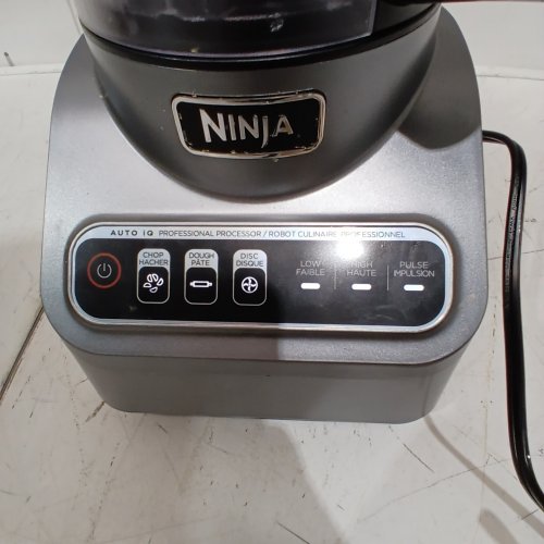 NINJA PROFESSIONAL AUTO-IQ ELECTRIC FOOD PROCESSOR - 2.1L CAPACITY - SILVER (MODEL: BN600C) image 2