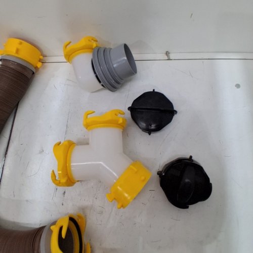 CAMCO 20FT 360° REVOLUTION SWIVEL RV SEWER HOSE KIT, INCLUDES SWIVEL FITTINGS AND WYE CONNECTOR (MODEL: 39667) image 3