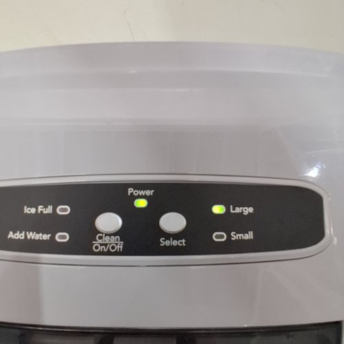 FRIGIDAIRE STAINLESS STEEL COUNTERTOP ICE MAKER - 26 LB/DAY - SILVER (MODEL: EFIC120-SS-SC) image 2