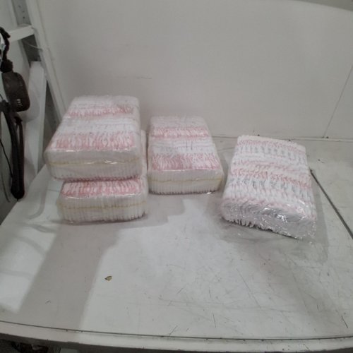 201PK HUGGIES SNUG & DRY DIAPERS - SIZE: 1 (8 LBS TO 14 LBS) - DISNEY image 4