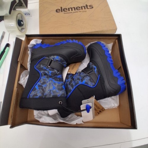 BOYS ELEMENTS LIGHT UP WINTER BOOTS - SIZE 13 YOUTH - BLACK / BLUE (STYLE: EVAN) image 4
