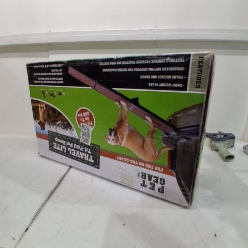 PET GEAR TRAVEL-LITE TRI-FOLD PET RAMP FOR CATS AND DOGS UP TO 200-POUNDS - BROWN\BLACK image 5
