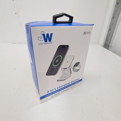 JUST WIRELESS 3-IN-1 FOLDING CHARGING STATION FOR IPHONE, AIRPODS, AND APPLE WATCH - 20W - WHITE (MODEL: 04096-V) image 4