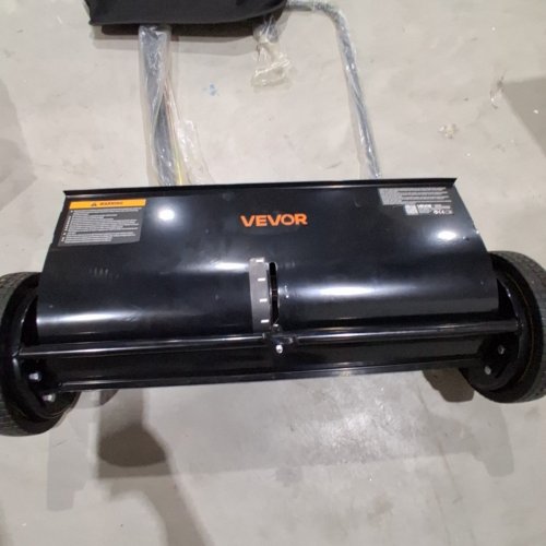 VEVOR ADJUSTABLE TERRAIN RUBBER WHEEL PUSH LAWN SWEEPER WITH DEBRIS COLLECTOR - 26" - BLACK - (MODEL: GT1110) image 4
