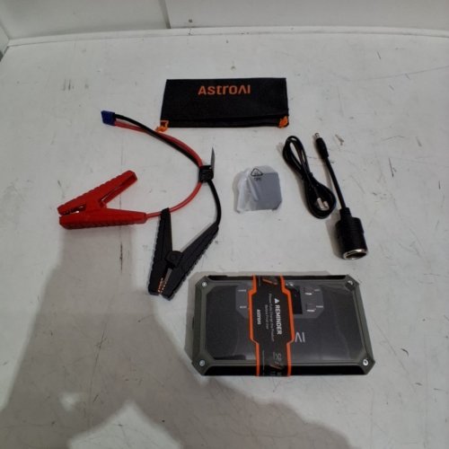 ASTROAI MULTIFUNCTIONAL JUMP STARTER - 2000A PEAK CURRENT; 48.8 WH (MODEL: AHET118GY) image 3