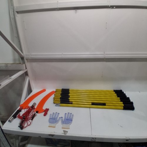 MANUAL POLE SAW/PRUNING KIT FOR TREE TRIMMING WITH 2 BLADES AND 9 EXTENTSION POLES - 30FT TOTAL - YELLOW/ORANGE/BLACK image 2