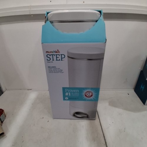 MUNCHKIN ARM & HAMMER STEP DIAPER PAIL - WHITE (MODEL: MCKLT-3355) image 5