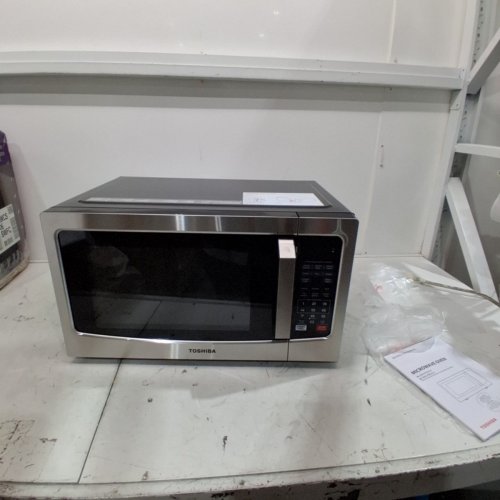 TOSHIBA COMPACT COUNTERTOP STAINLESS STEEL SMART SENSOR MICROWAVE OVEN WITH CHILD LOCK- 1.2CU.FT/1500W - GREY/BLACK (MODEL: ML-EM31P(SS)/CA) image 6