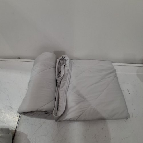BELOW ZERO COOLING THROW BLANKET - 60" X 70" - GREY (MODEL: 1991350) image 2