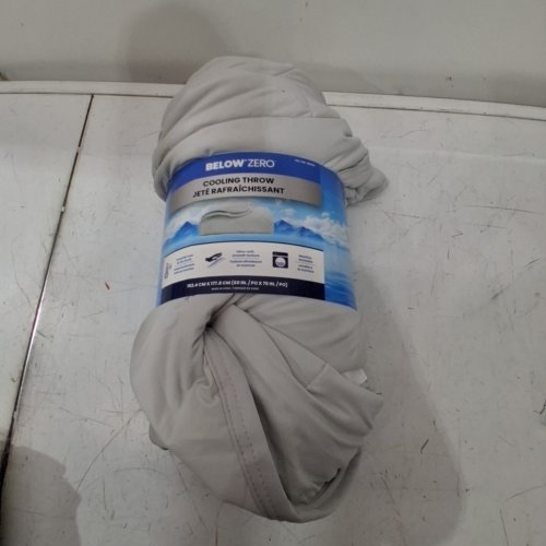 BELOW ZERO COOLING THROW BLANKET - 60" X 70" - GREY (MODEL: 1991350) image 4