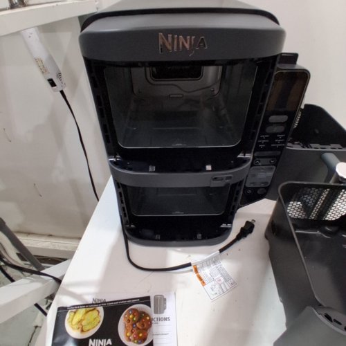 NINJA 6-IN-1 DOUBLESTACK SMART XL 2-BASKET AIR FRYER WITH THERMOMETER - 10QT CAPACITY (5QT/BASKET)- GREY (MODEL: SL451C) image 5