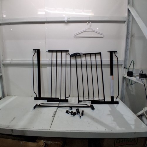 REGALO EASY STEP EXTRA WIDE SAFETY GATE - 29-49"X 30" - BLACK (MODEL:1164 EB DS) image 2