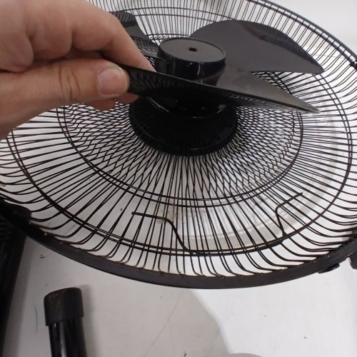MAINSTAYS OSCILLATING PEDESTAL FAN - 16" - 3 MODES - BLACK image 4
