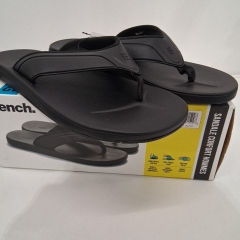 MEN'S BENCH COMFORT FLIP FLOPS - SIZE 12 - BLACK (STYLE: 1872042) image 2