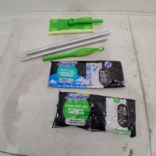 SWIFFER 2-IN-1 SWEEP AND MOP DELUXE MULTI SURFACE MOPPING AND SWEEPING KIT WITH REPLACEMENT PADS - GREEN/WHITE image 2