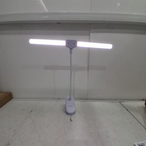 XIAJUE ADJUSTABLE CLIP-ON LED DESK LAMP - 8W - WHITE image 3